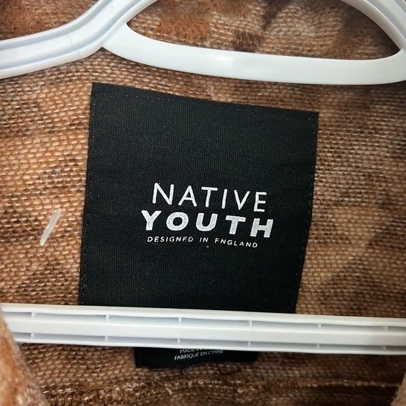 Native Youth Aztec Pattern Shacket Size Small - Picture 4 of 9